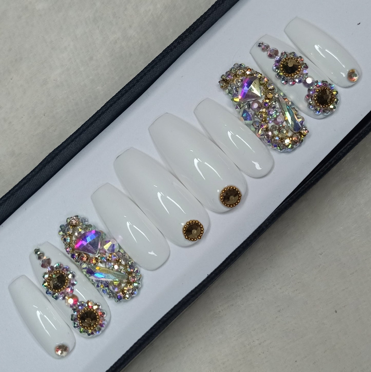 Lux Collection : Glossy White Rhinestones Press on Nails Set // 554