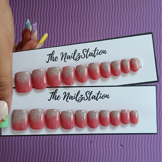Glossy Pink Glitter Ombre Press on Nails Set (20 nails / Square)