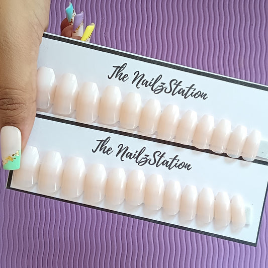 Glossy Nude French Ombre Press on Nails Set (24 nails / Coffin)