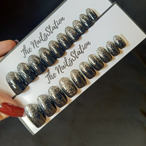 Glossy Black Silver Glitter Ombre Press on Nails Set (20 nails / Oval)