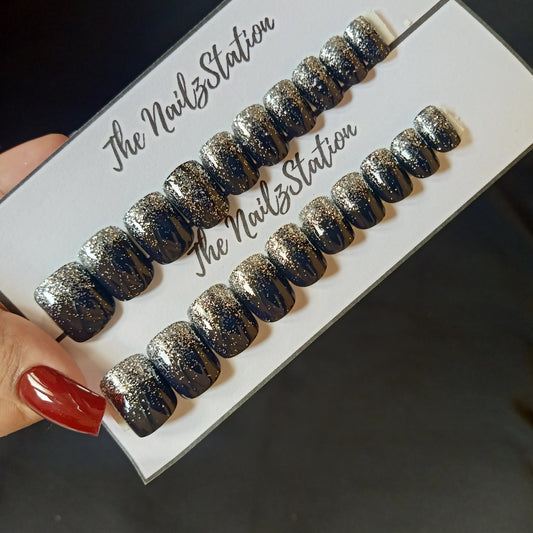 Glossy Black Silver Glitter Ombre Press on Nails Set (20 nails / Square)