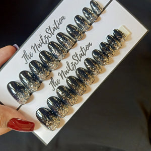 Glossy Black Chunky Silver Glitter Ombre Press on Nails Set (20 nails / Oval)