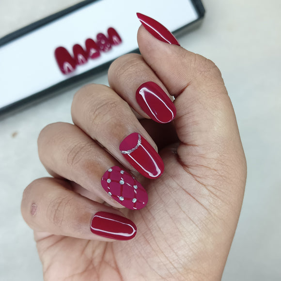 Dark pink with Abstract Dots Press on Nails Set //1030