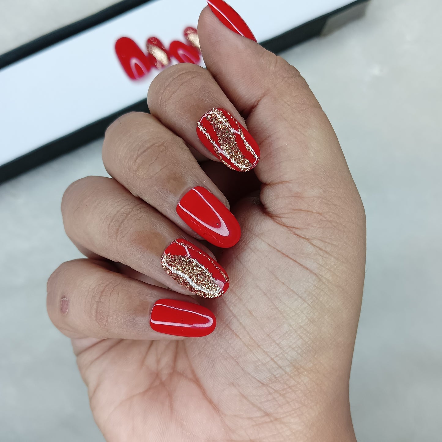 Glossy Red With Glitter Swirl Press on Nails Set //1029