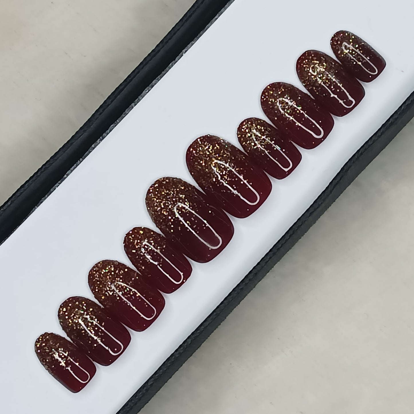 Glossy Maroon Glitter Ombre Print Press on Nails Set // 629