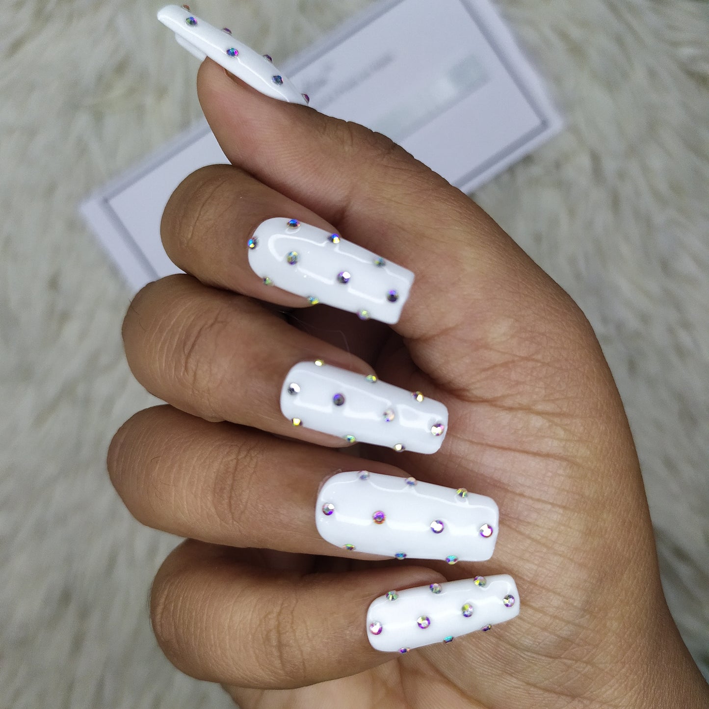 Glossy White Rhinestones Press on Nails Set // 469