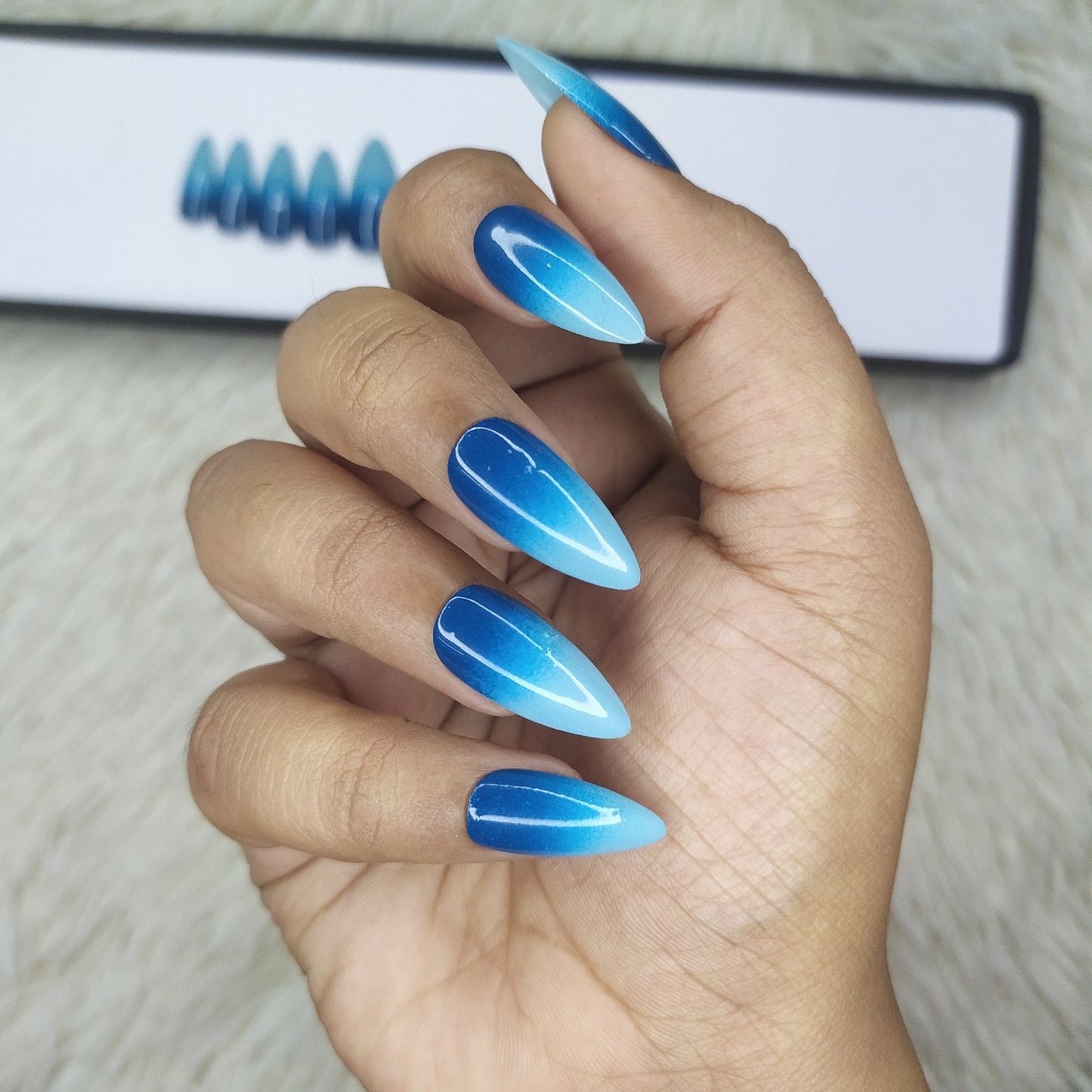 Glossy Light Blue and Dark Blue Ombre Press on Nails Set // 474