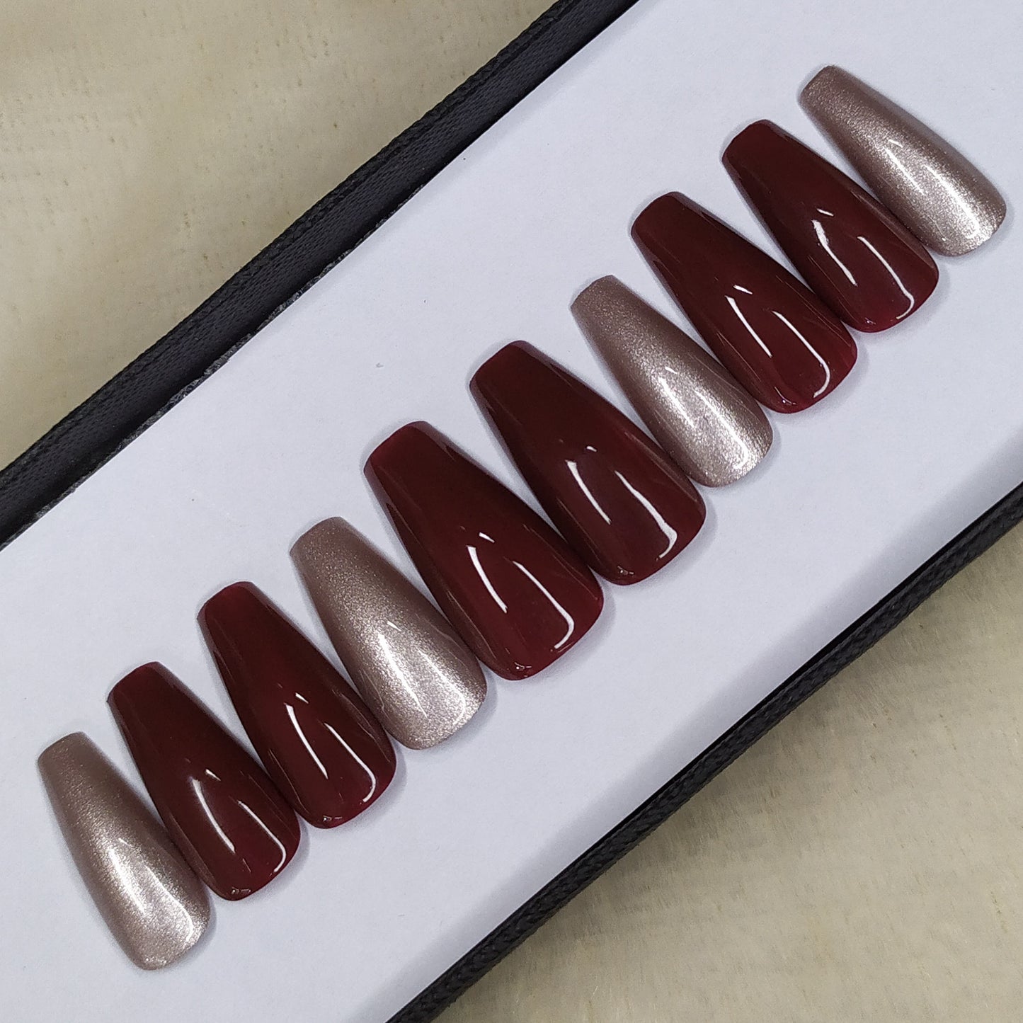 Glossy Dark Maroon Rose Gold Press on Nails Set // 483