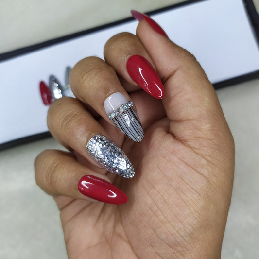 Glossy Red Glitter Rhinestones Press on Nails Set // 484