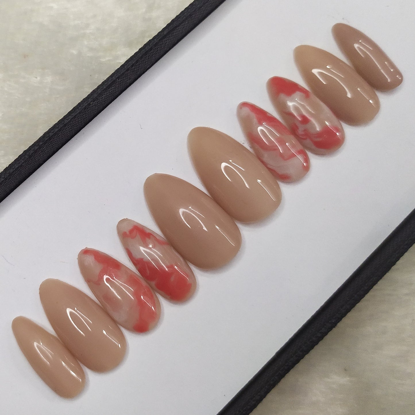 Glossy Nude Red Smoke Press on Nails Set // 502