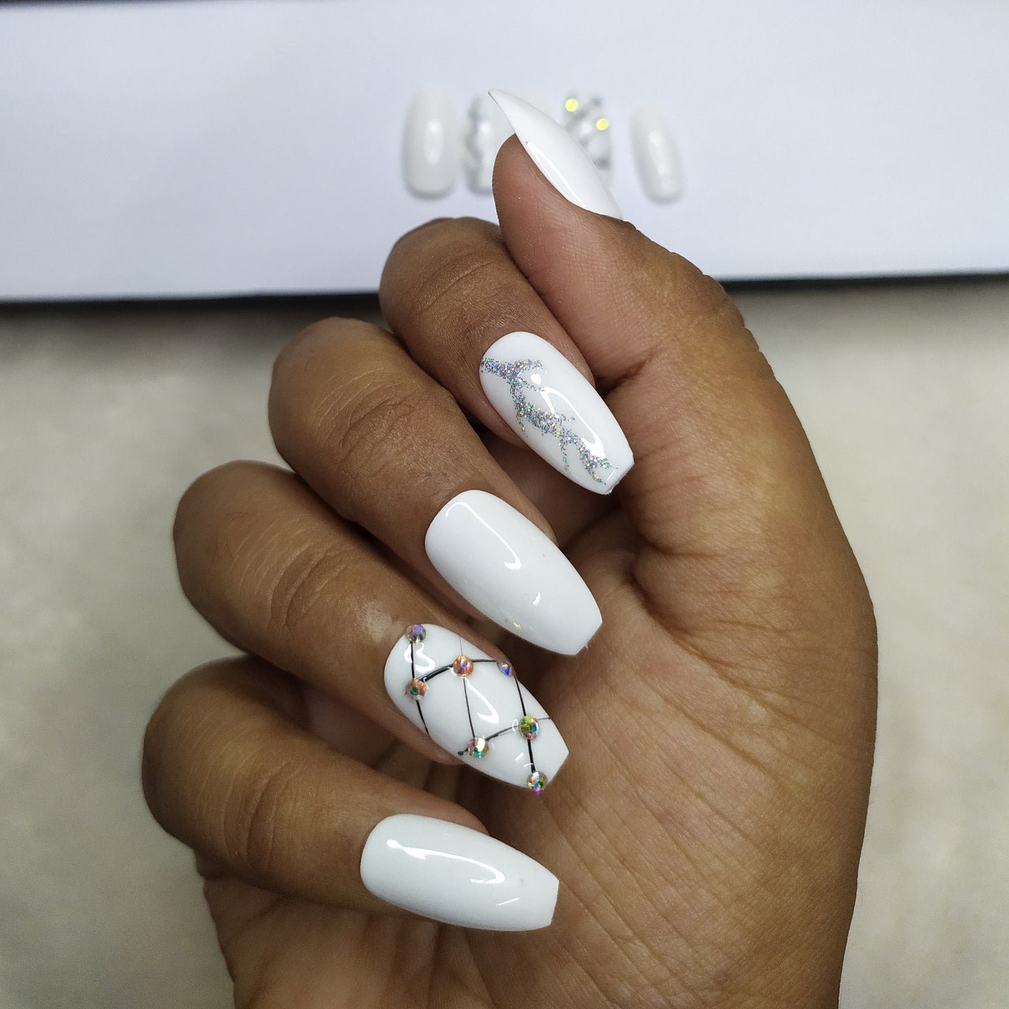 Glossy White Glitter Rhinestones Press on Nails Set // 517