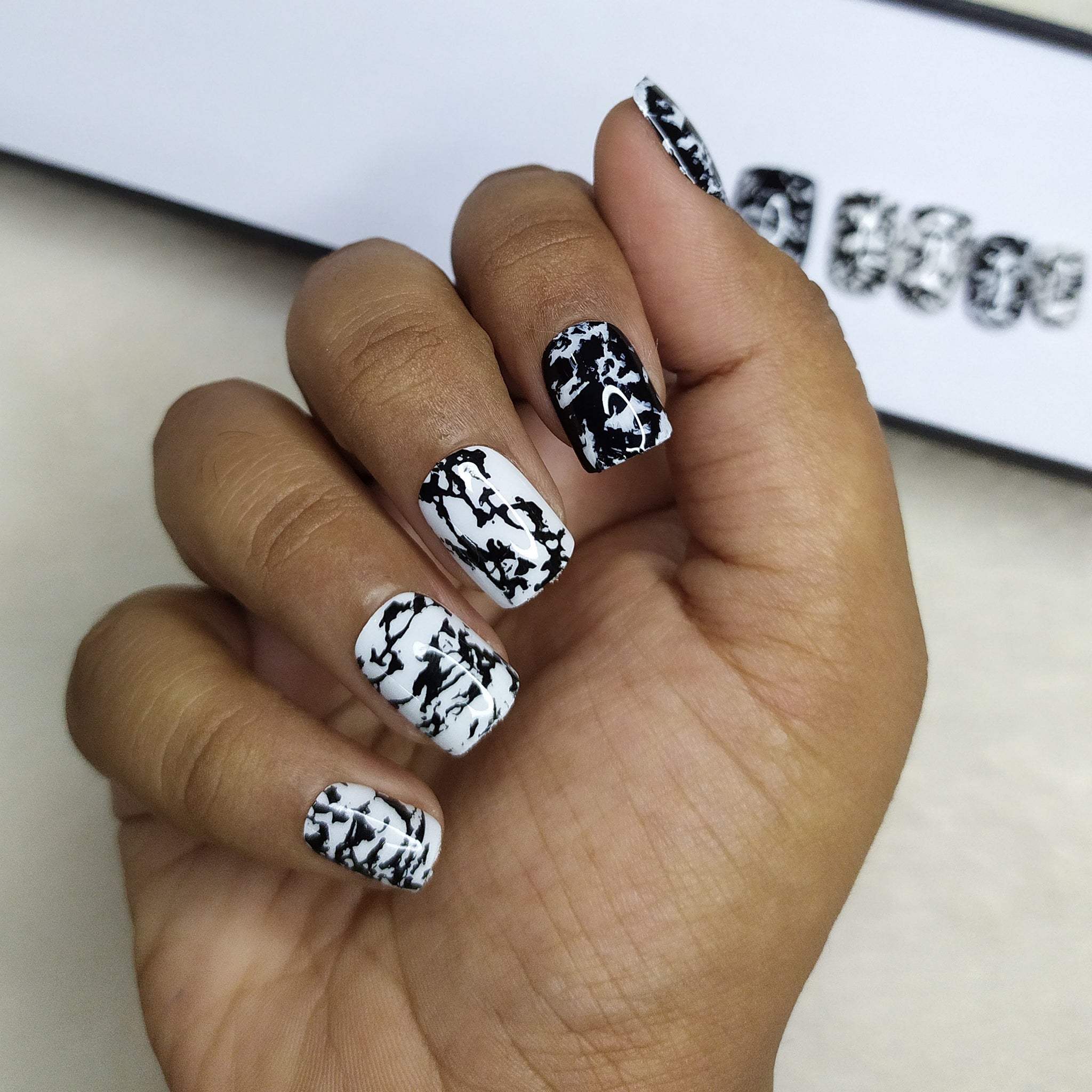 best makeup beauty mommy blog of india: Born Pretty Marble Nail Foil Review