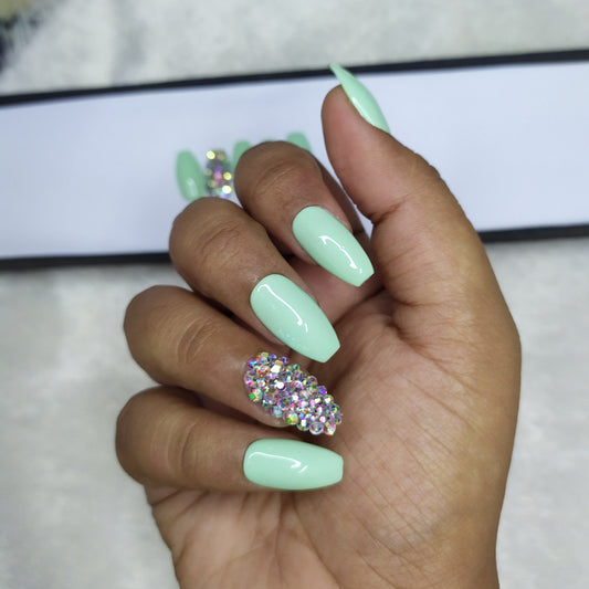 Glossy Pastel Green Studded Press on Nails Set // 536