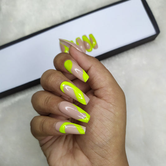 Glossy Neon Swirls Press on Nails Set // 571