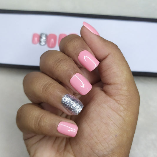 Glossy Light Pink Silver Glitter Press on Nails Set // 545