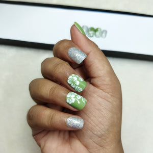 Glossy Green Floral Glitter Press on Nails Set // 572