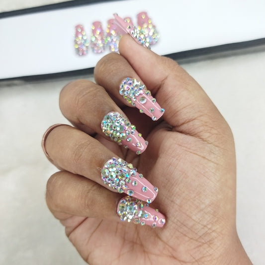 Lux Collection : Glossy Pink Studded Ombre Press on Nails Set // 561