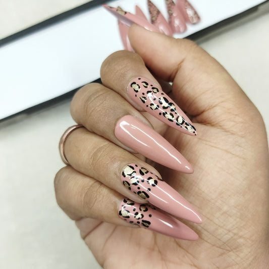 Glossy Nude Animal Print Press on Nails Set // 570