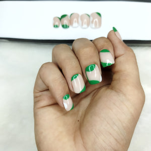 Glossy Green And White Swirls Print Press on Nails // 594