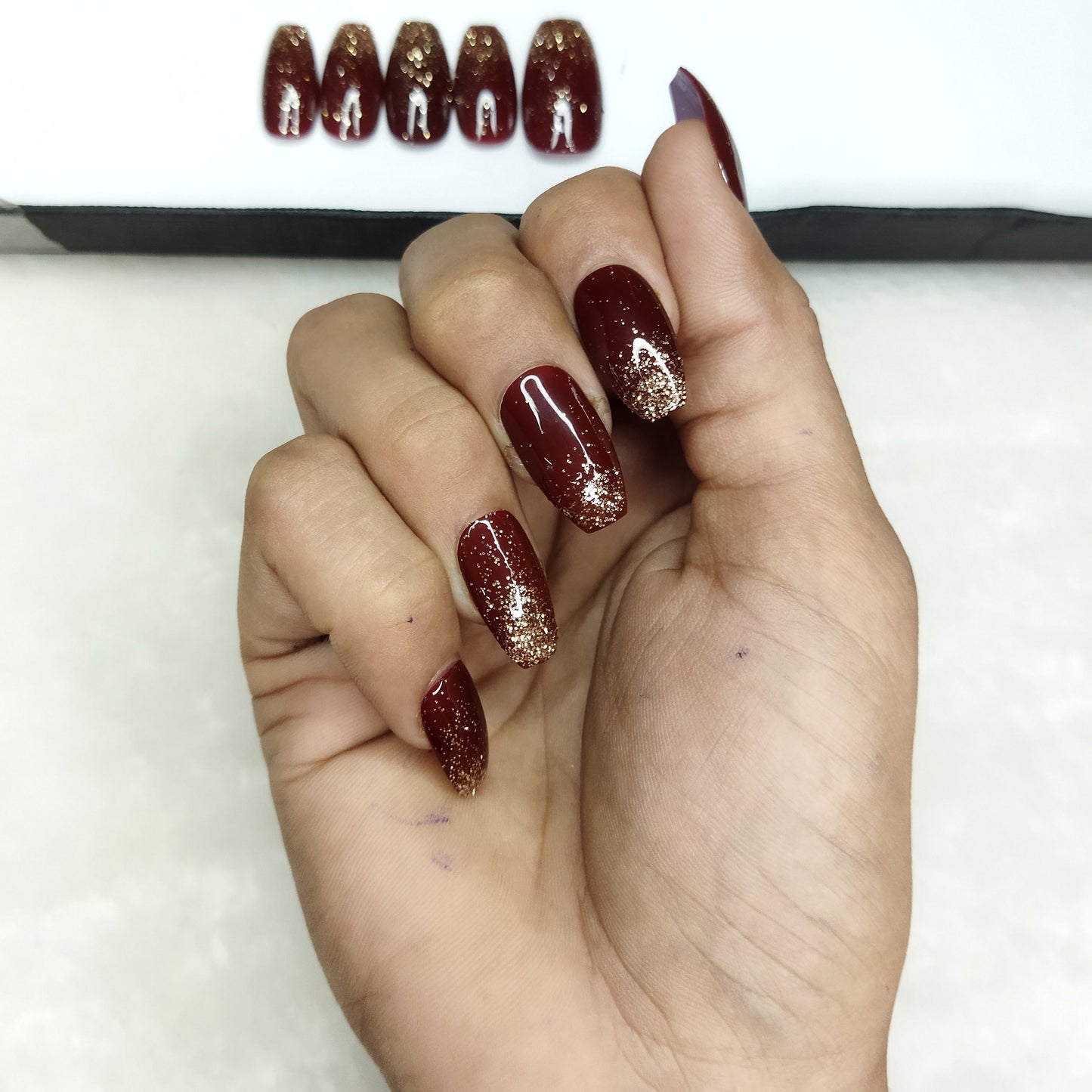 Glossy Maroon Glitter Ombre Print Press on Nails Set // 629