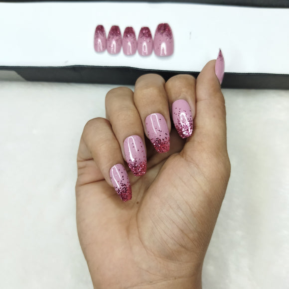 Glossy Pink Glitter Ombre Press on Nails Set // 595