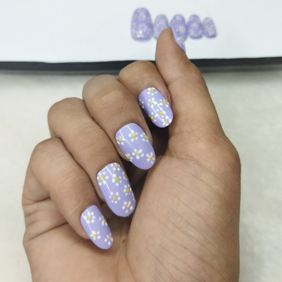 Glossy Lavender Flower Dots Press on Nails Set // 650