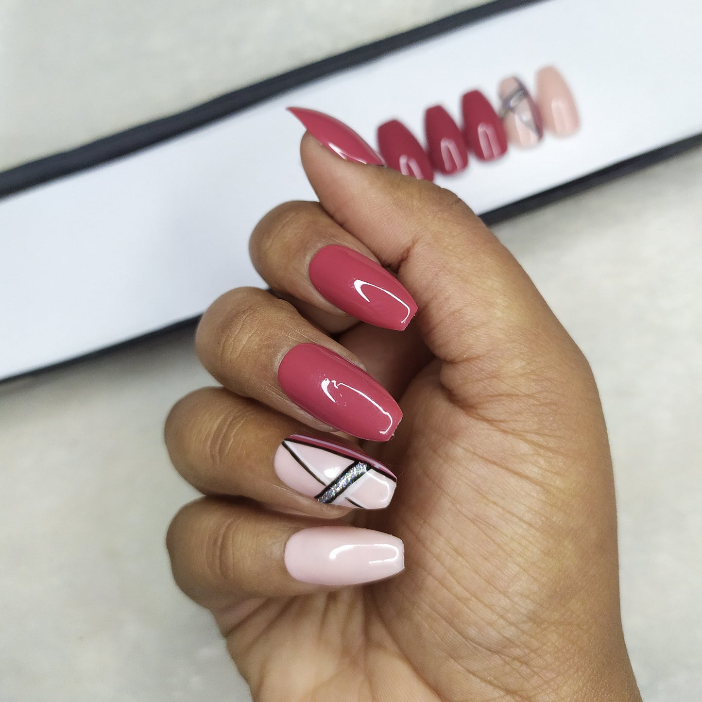 Glossy Rose Glitter Lines Print Press on Nails Set // 881