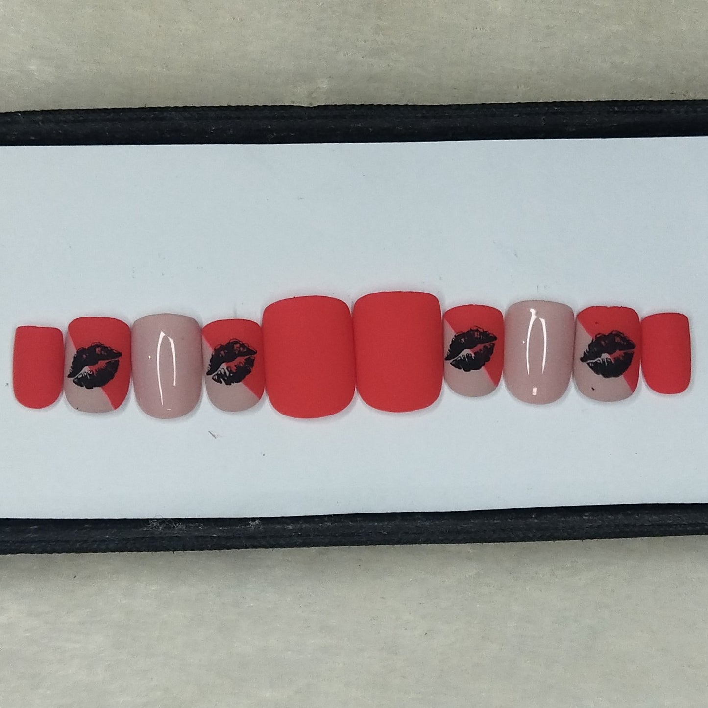 Valentine Collection: Matte Pink Kiss Press on Nails Set // 700