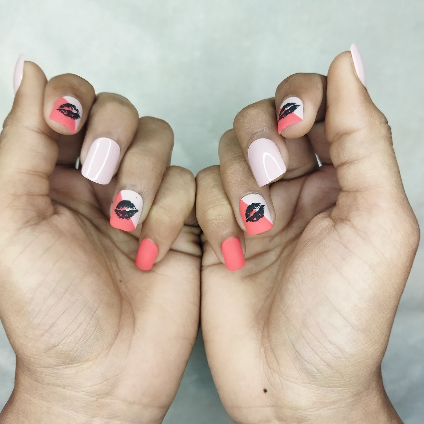 Valentine Collection: Matte Pink Kiss Press on Nails Set // 700