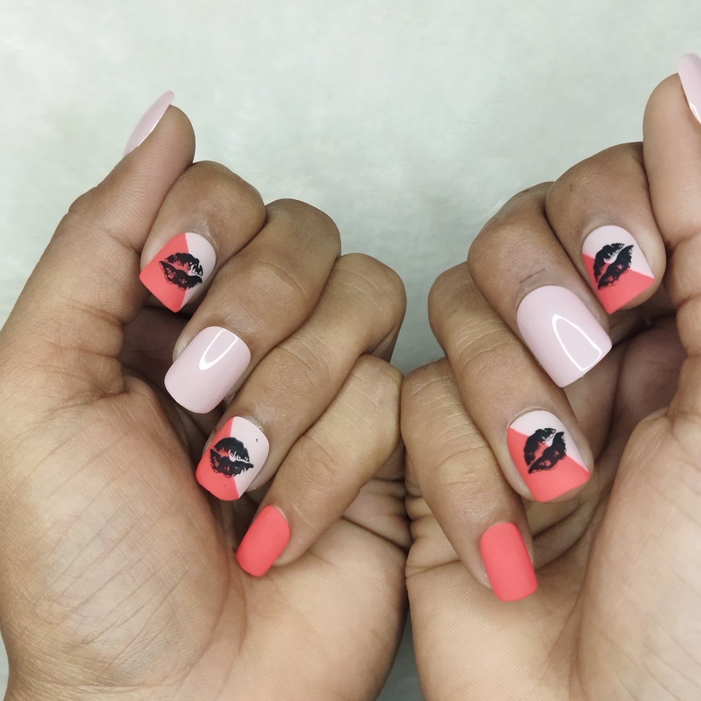 Valentine Collection: Matte Pink Kiss Press on Nails Set // 700
