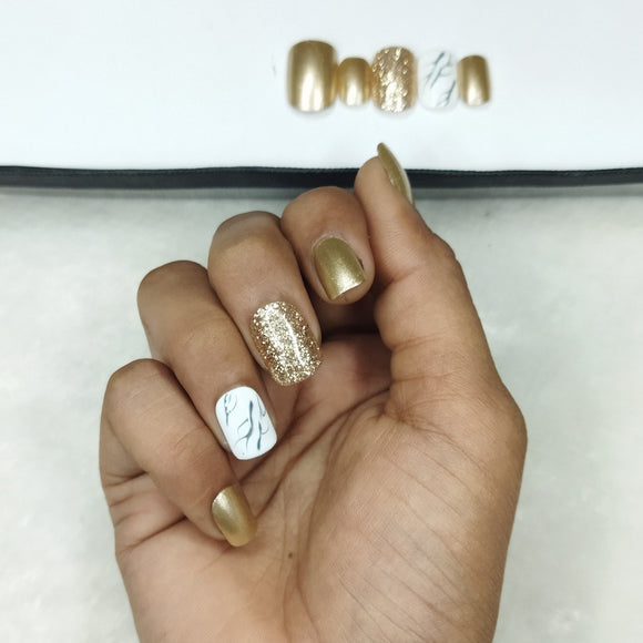Glossy Gold Marble Glitter Print Press on Nails Set // 777
