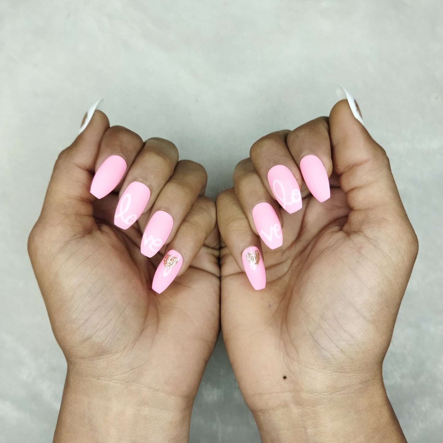 Valentine Collection: Glossy Light Pink Glitter Heart Press on Nails Set // 726