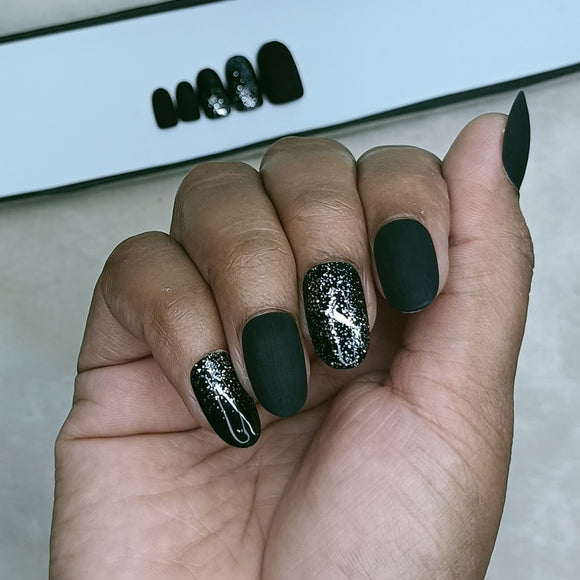Maleficent : Matte Black with Silver Glitter Press on Nails //112