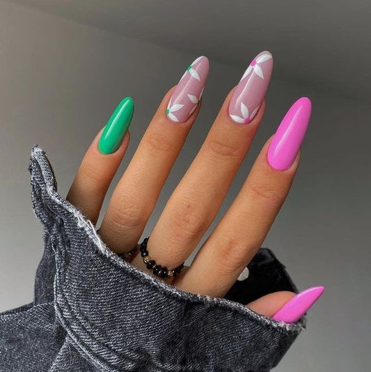 Glossy Light Pink Floral Press on Fake Nails // tns434