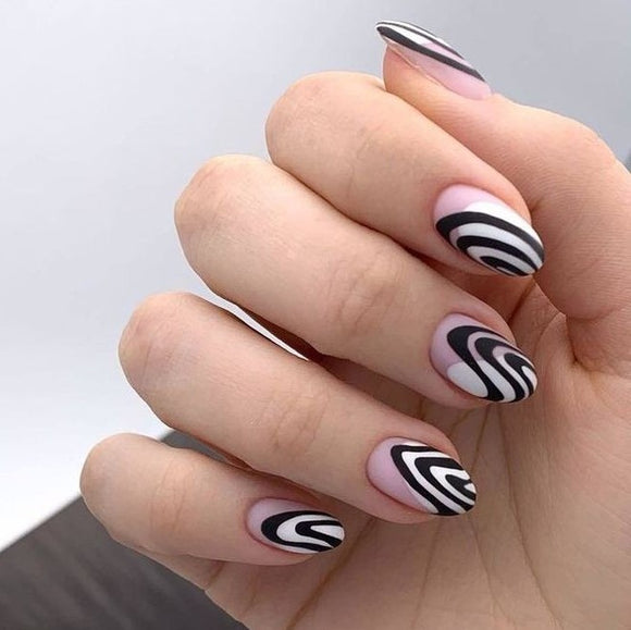 Glossy Black and White Swirls Press on Fake Nails // tns466